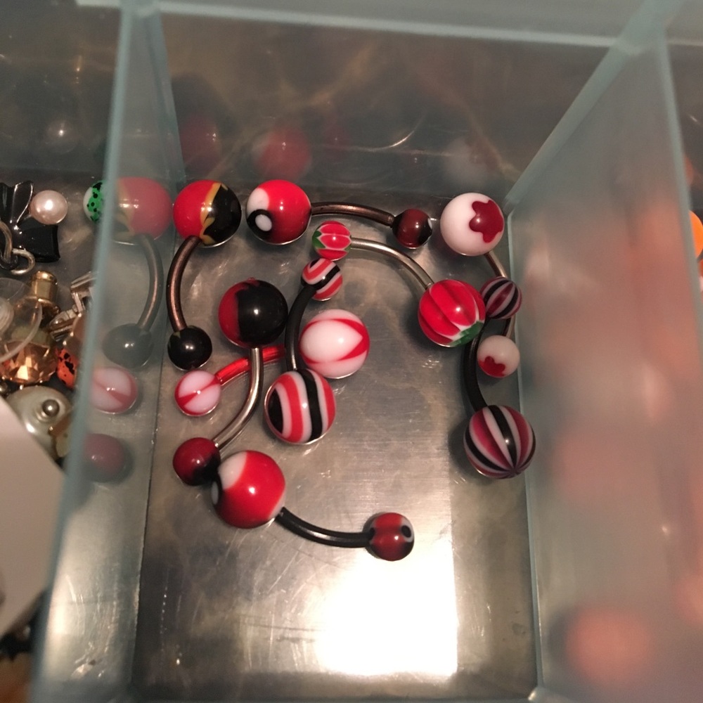 Random lot of 15 Belly Button Rings (Never Worn)