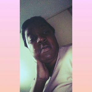 Meet your Posher, Essie