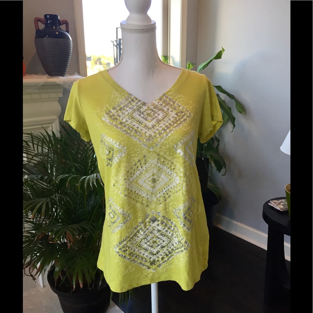 🌸 SALE! NWT Short sleeve tee