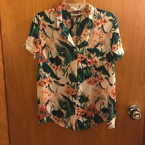 Hawaiian Print Blouse