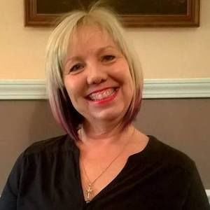 Meet your Posher, Roxanne