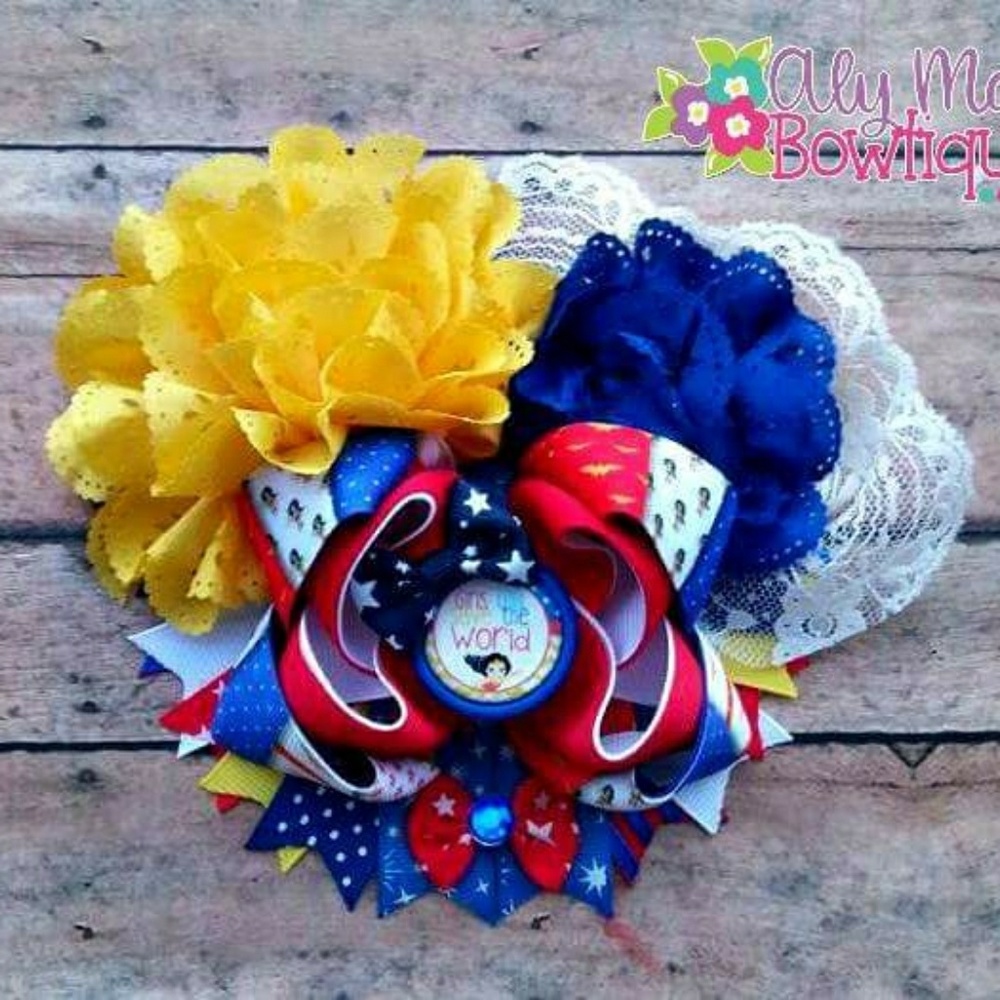 Super Woman Hairbow
