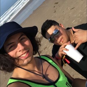 Meet your Posher, Douglas