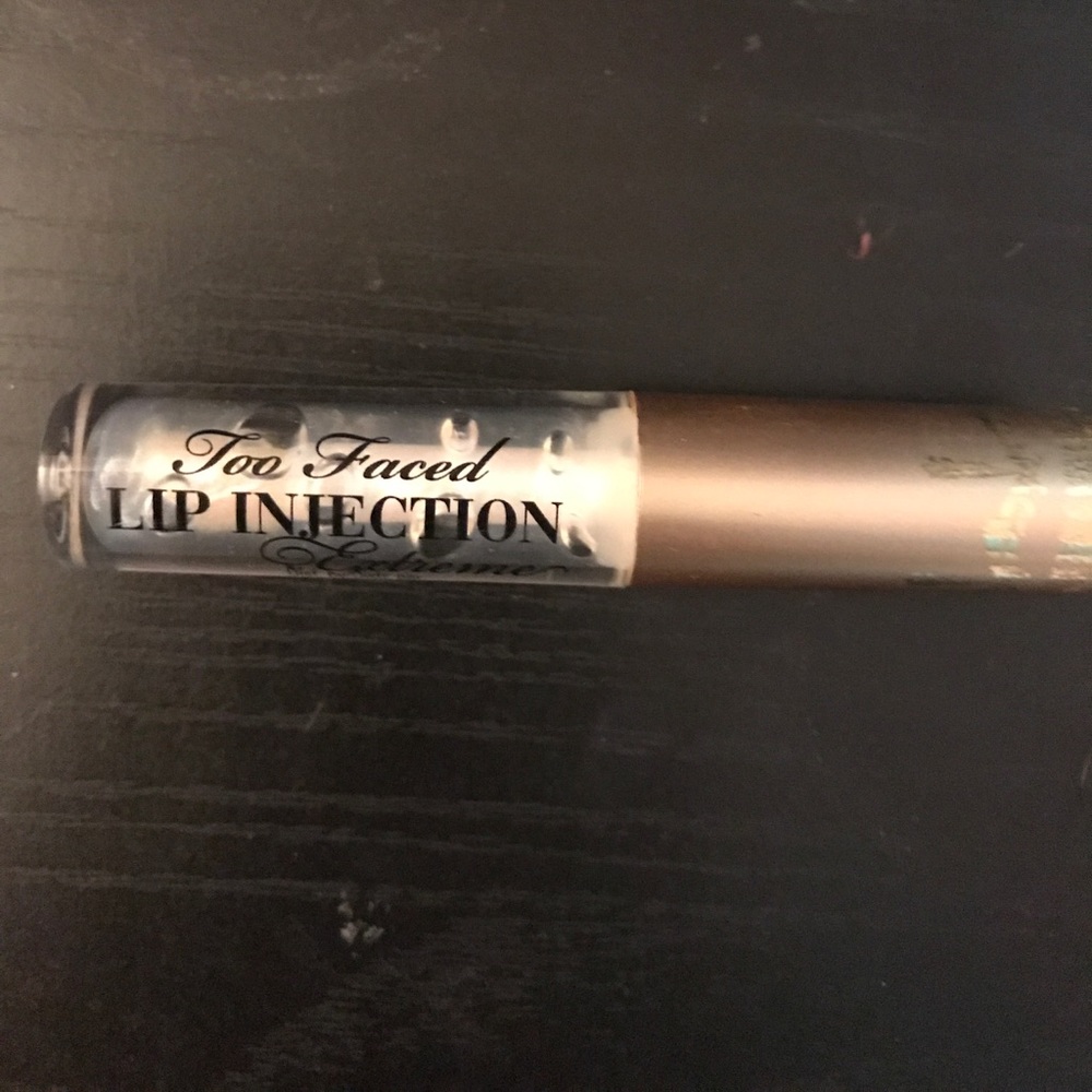 Too Faced Lip Injections Gloss