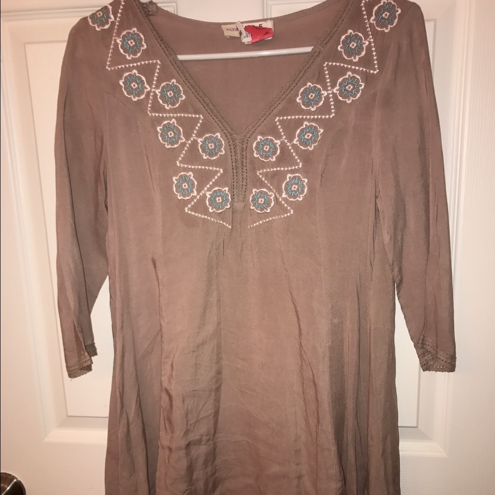 Altar'd State brown floral dress tan blue