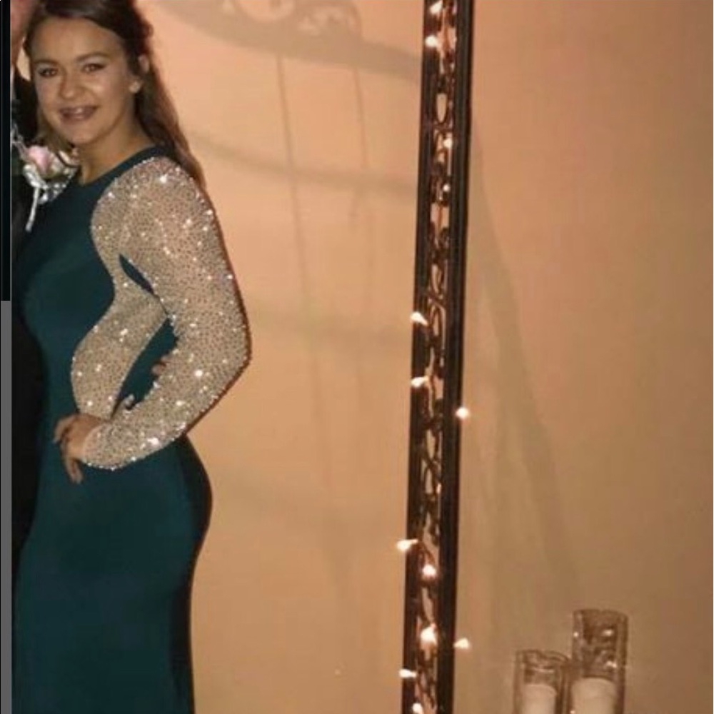 Prom dress - Picture 3 of 5