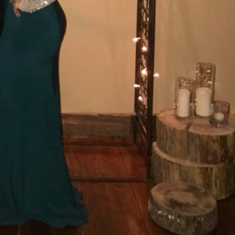 Prom dress - Picture 4 of 5