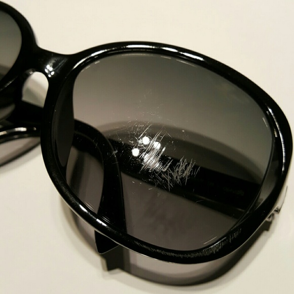 Fendi black frame & tint Fendista Sunnies