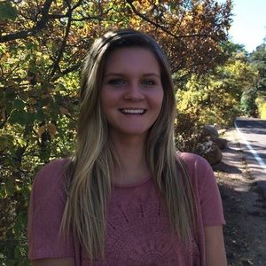 Meet your Posher, Kenzi