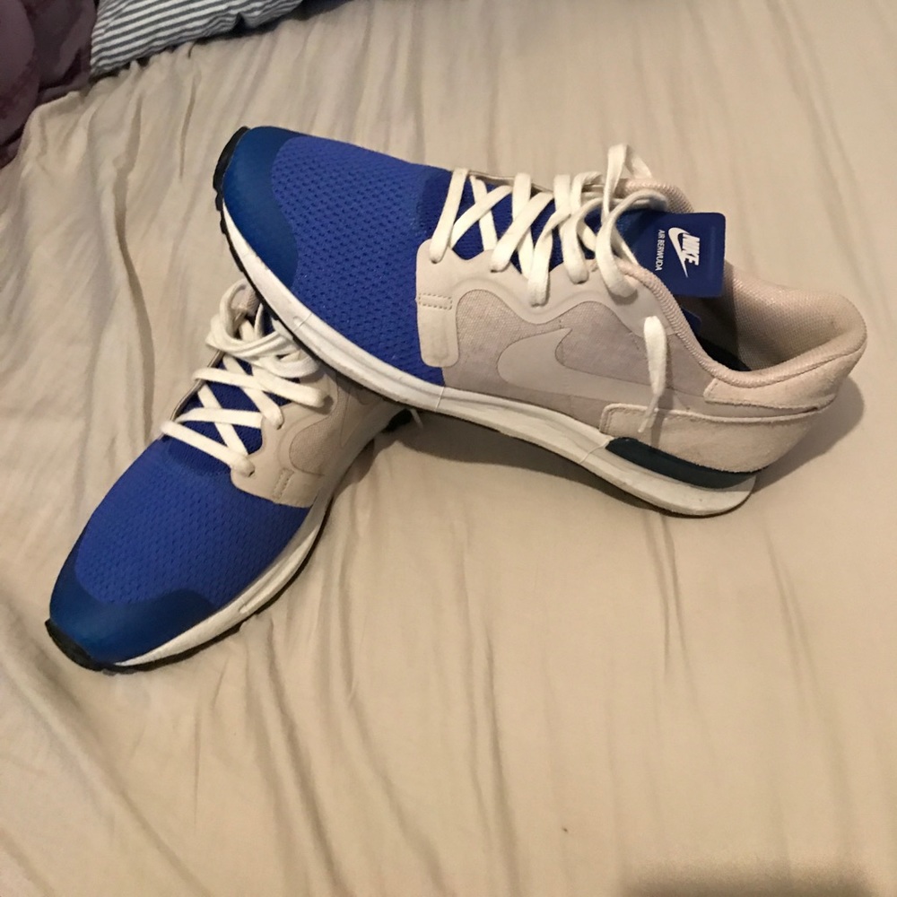 Nike Air Berwuda size 11 WORN ONCE