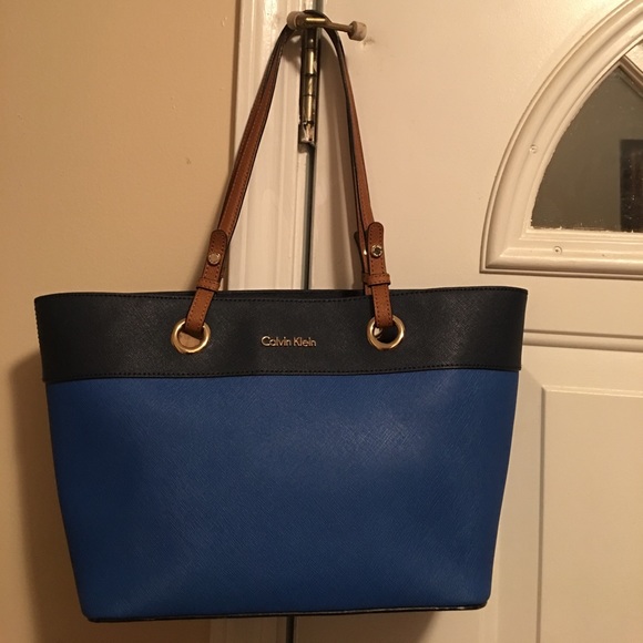 Calvin Klein Handbags - ❌ Price Firm❌ Calvin Klein Navy/Royal Blue