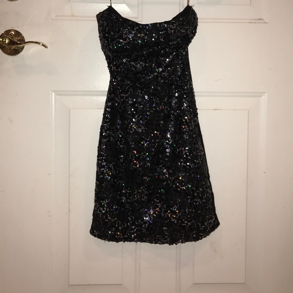 NEW YEARS EVE SPARKLE DRESS