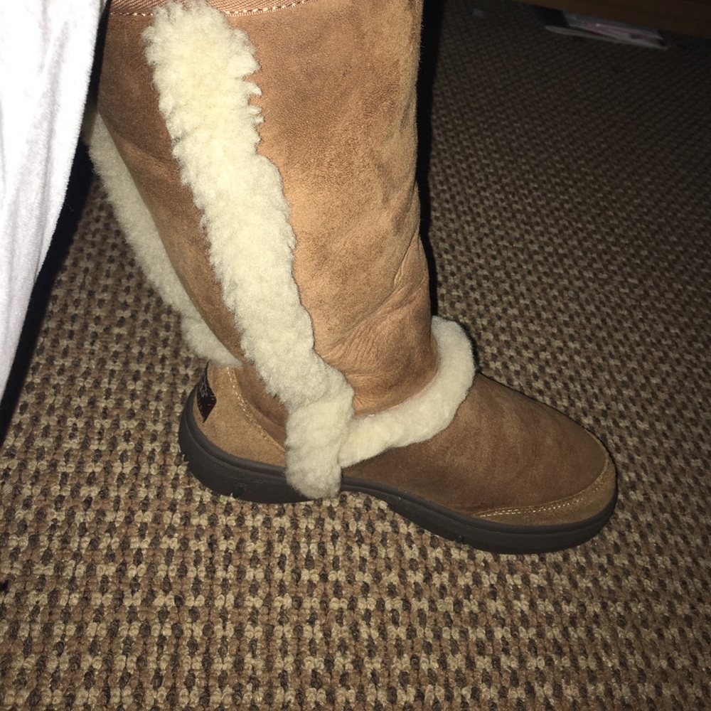 Ugg Sherling boots