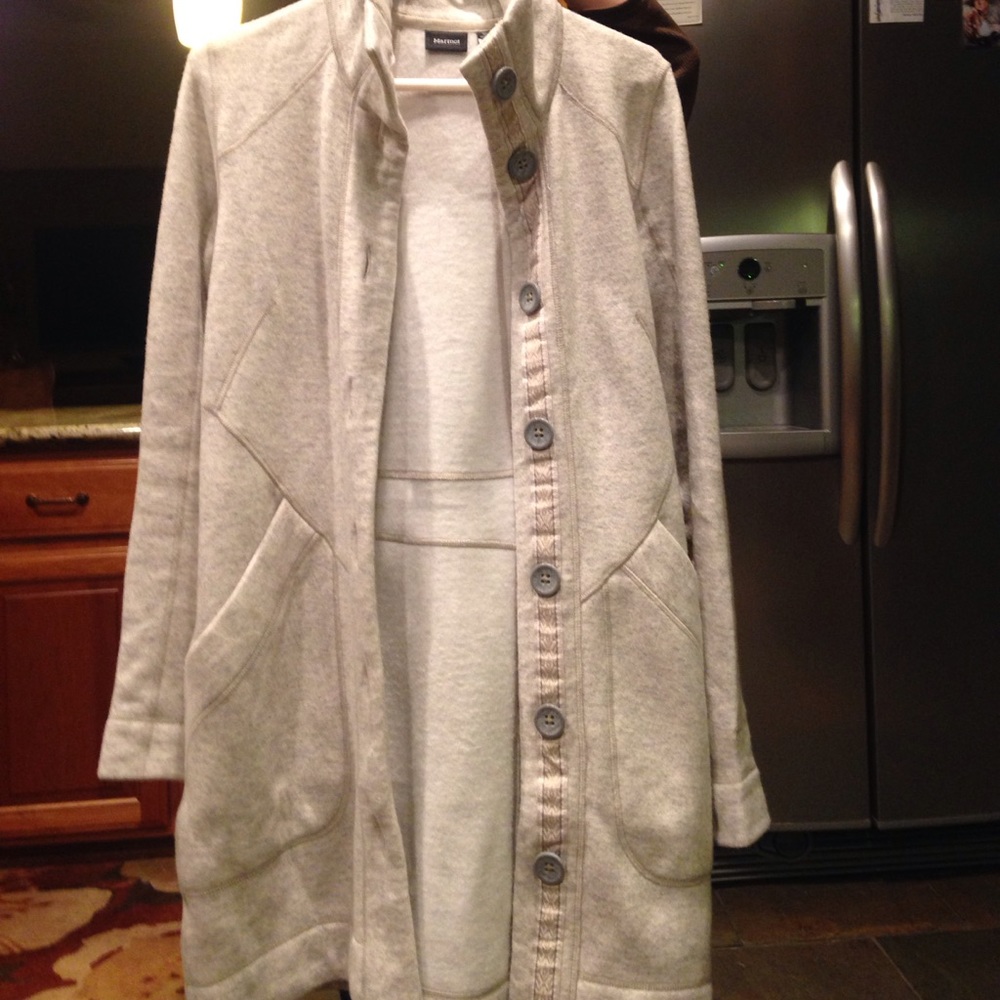 Marmot grey wool coat! New without tags! 😍