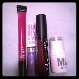 Lip Gloss Makeup Bundle