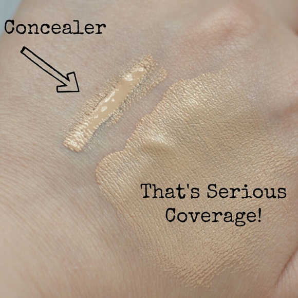 SOLD Amazing Concealer Light Golden - Picture 4 of 5