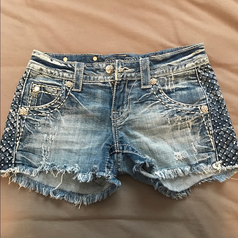 MISS ME JEAN SHORTS!