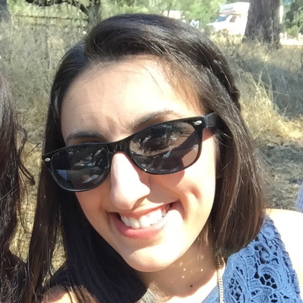 Meet your Posher, Nicole!