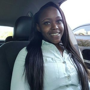 Meet your Posher, Amber