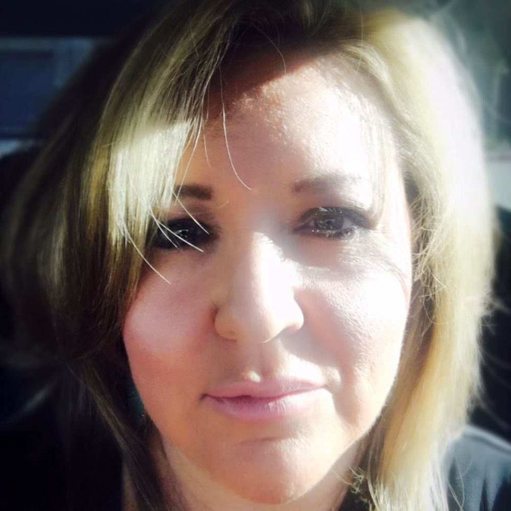 Meet your Posher, Cynthia