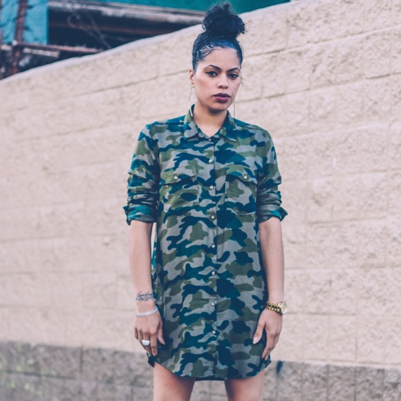 Meet your Posher, Monique - Picture 5 of 5