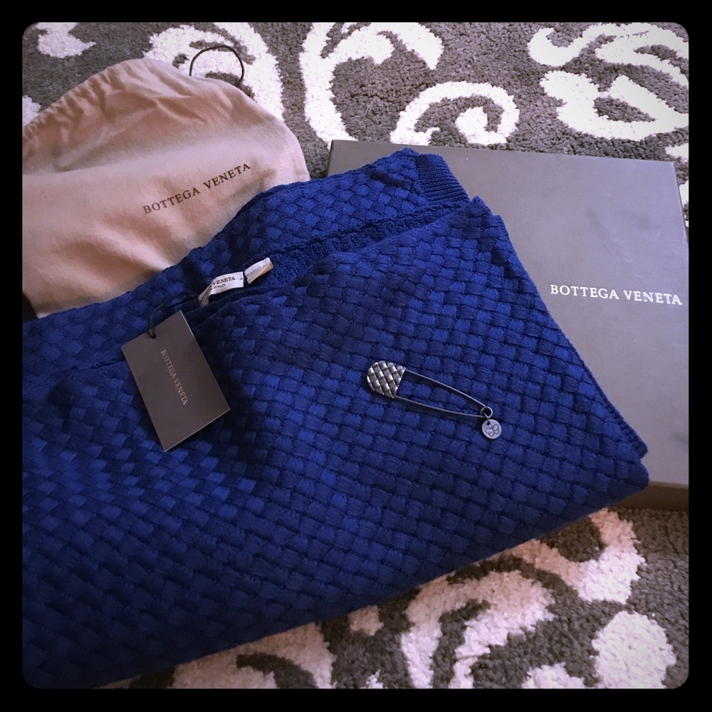 Beautiful Bottega Veneta Royal Blue Scarf