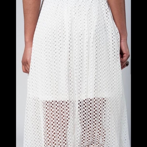 CLEARANCE🔥2LEFT 5⭐️Rated White Crochet Maxi Dress - Picture 4 of 7