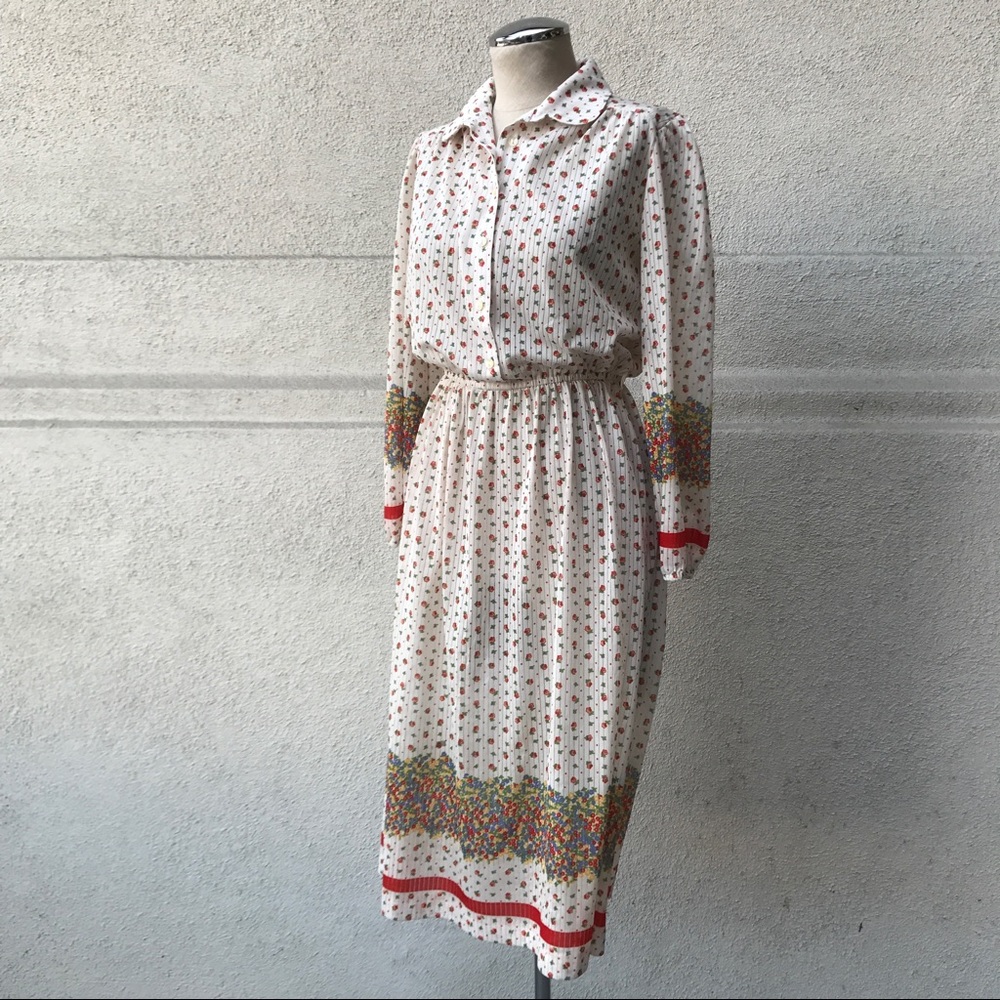 Vintage 60s / 70s Charming Lightweight Housedress
