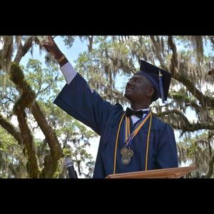 Meet your Posher, Gerald