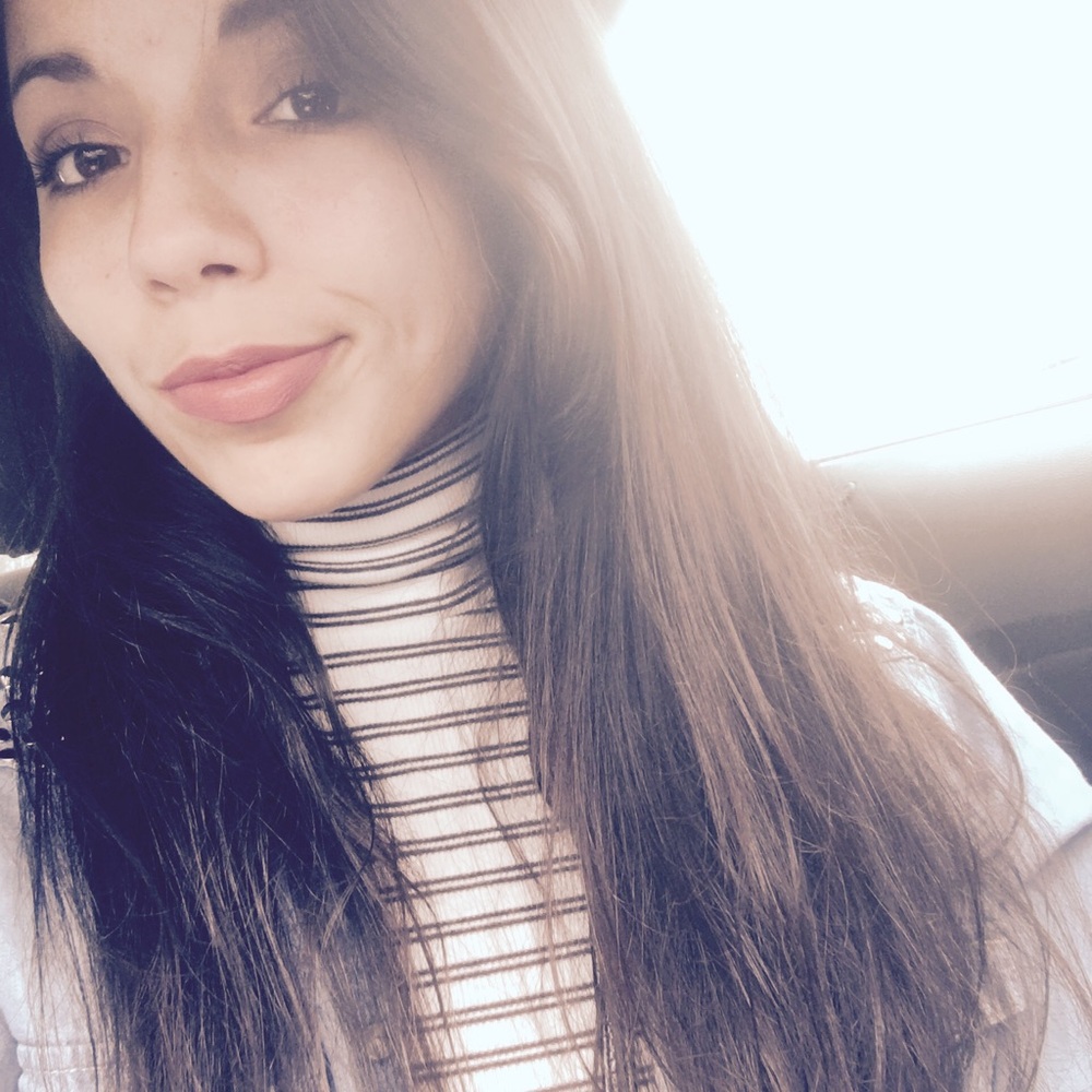 Meet your Posher, Ashley