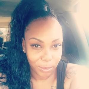 Meet your Posher, Carla