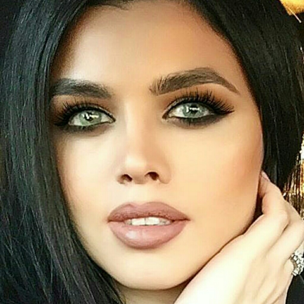 Desio Forest Green Plano