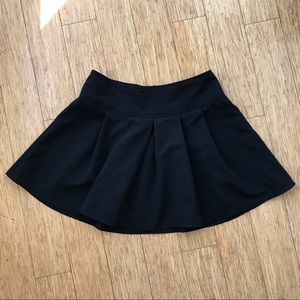 Black pleated circle skirt, forever 21