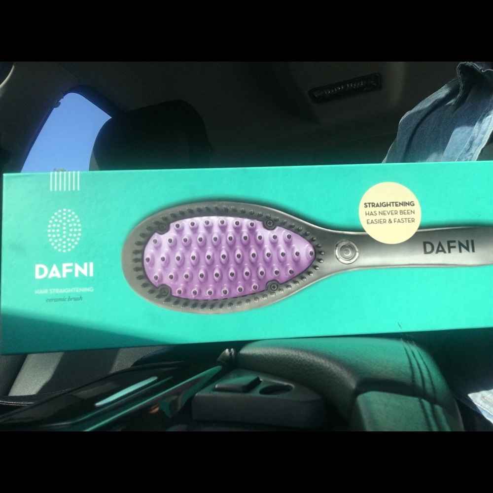 Dafni Hair Straightening Brush