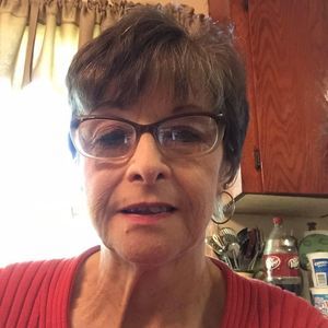 Meet your Posher, Dena