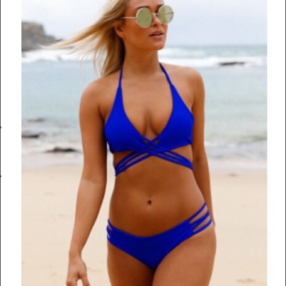 HP💕 NEW Sexy Royal Blue Bikini - Picture 3 of 6