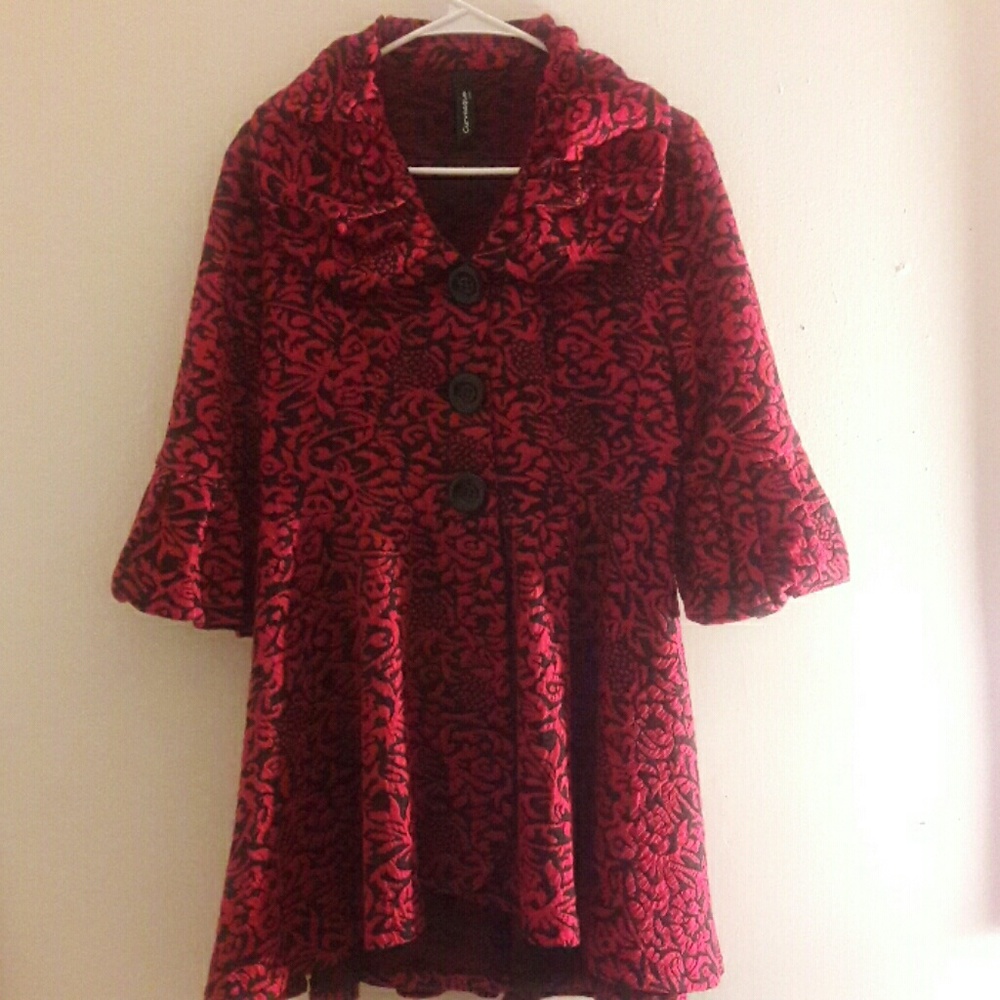 Red and Black Curvesque Come N See jacket
