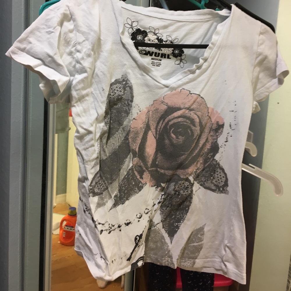 Tee