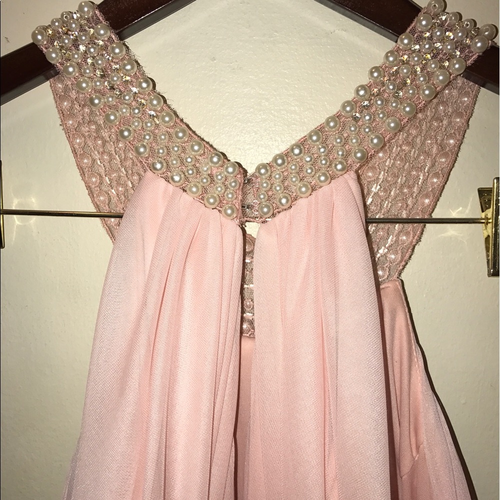 PRETTY PINK PROM DRESS - Picture 4 of 6