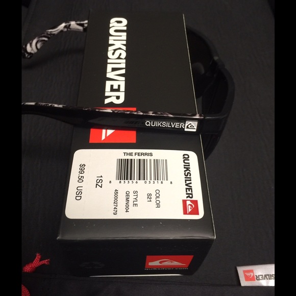 New Quiksilver Sunglass set and watch Bundle. ❤️❤️ - Picture 2 of 6