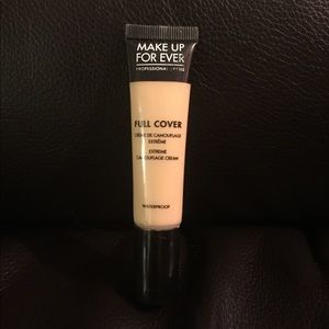 🌟Wedding👰🏻Sale $12!!🌟MUFE Full Cover #6