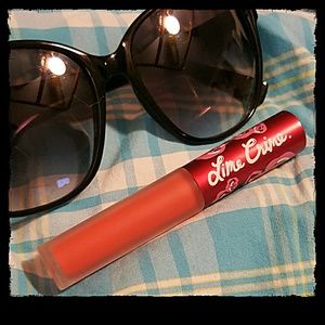 Lime Crime Suedeberry Matte Velvetine!