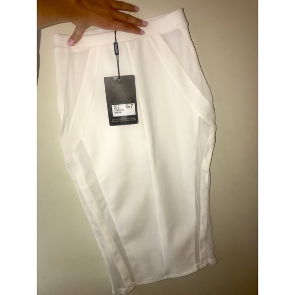 Brand New, White bodycon skirt - Picture 1 of 3