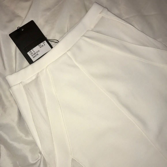 Brand New, White bodycon skirt - Picture 3 of 3