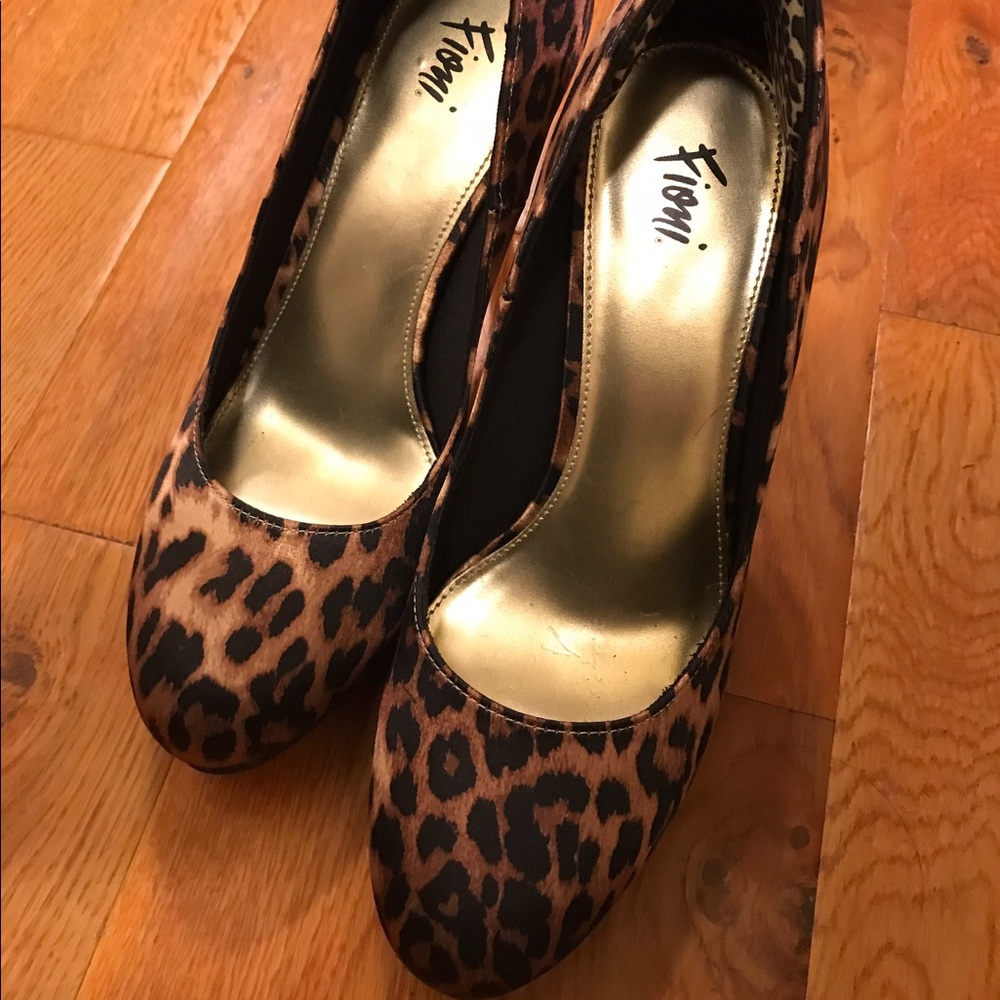 Leopard Print heels