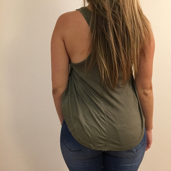 •LAST ONE• Military Green Side Slit Loose Tank - Picture 4 of 5