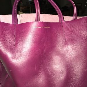 Ampersand as apostrophe wine/burgundy bag