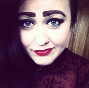 Meet your Posher, Cherry