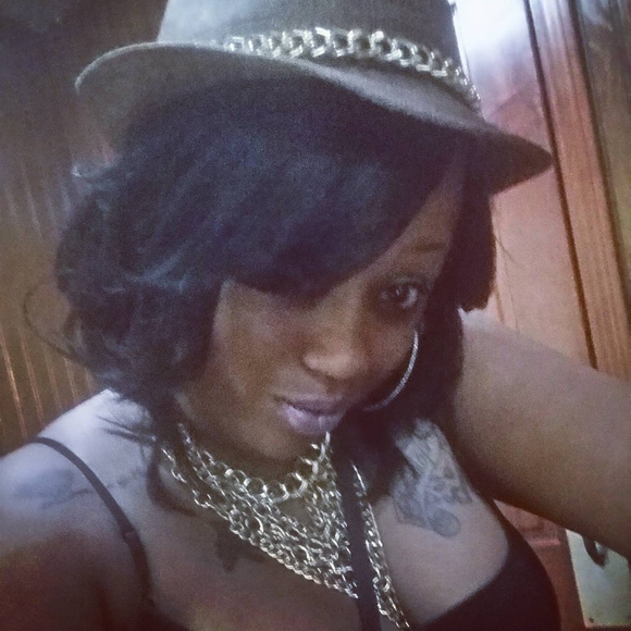 Meet your Posher, Devin - Picture 1 of 1