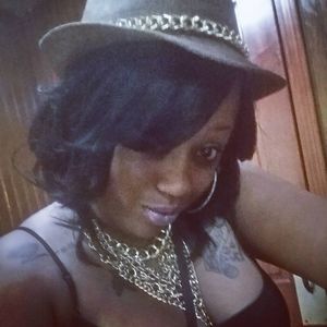 Meet your Posher, Devin